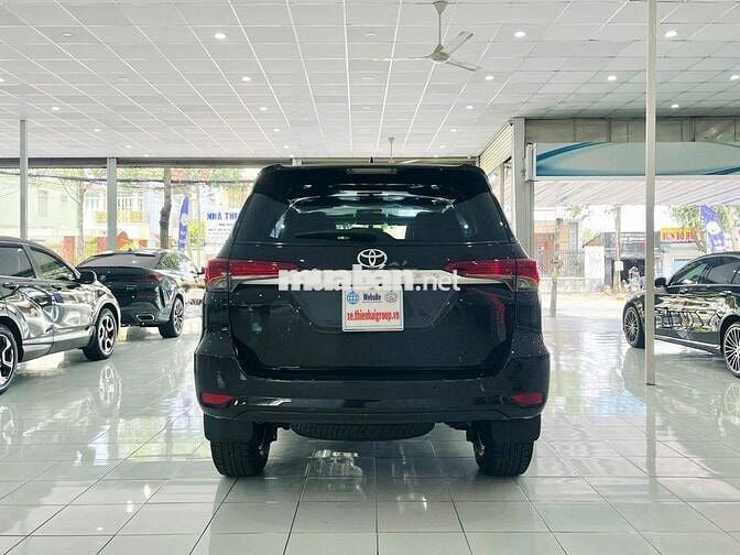 Toyota Fortuner 2.4G MT 2017 màu nâu