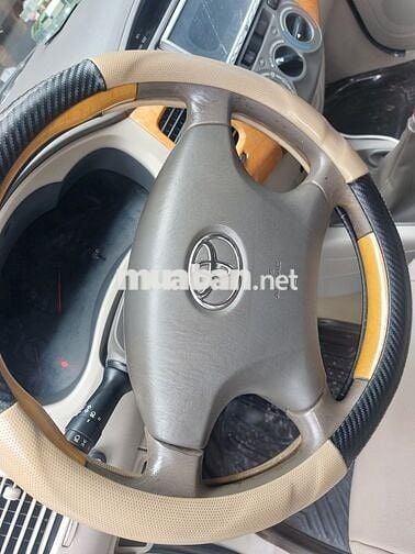 Toyota Innova 2009 G - 140000 km