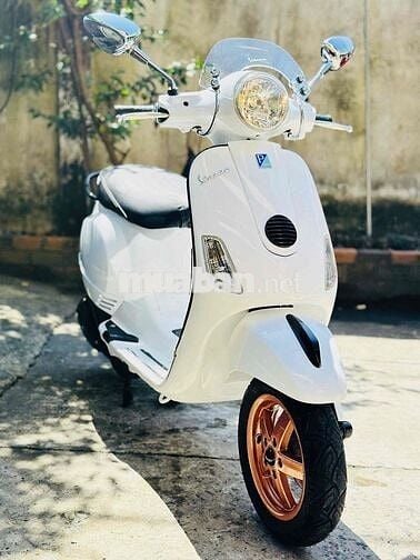 Piaggio Vespa LX 125CC 2012 Trắng