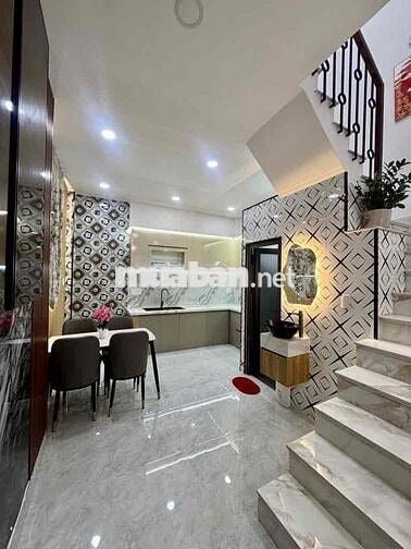 SIÊU PHẨM NHƯ BIỆT THỰ. 4TANG. 5x12. NGAY PHAN HUY ÍCH p15 Tân Bình.