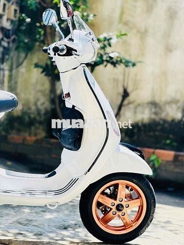 Piaggio Vespa LX 125CC 2012 Trắng