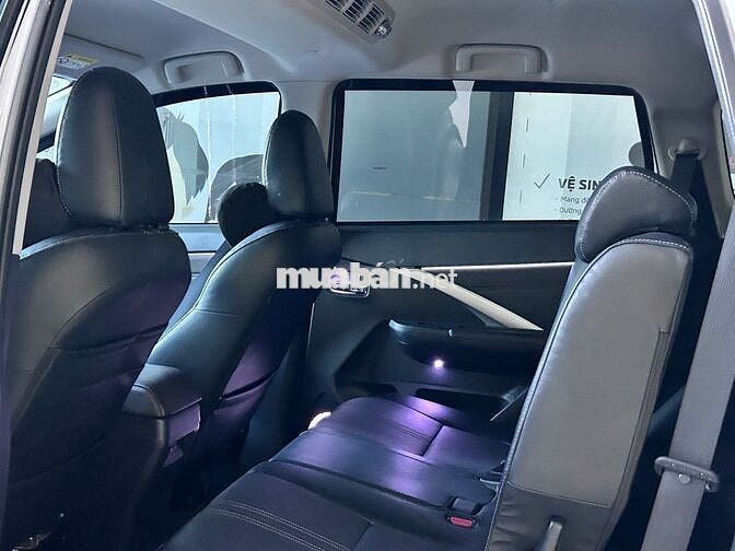 Mitsubishi Xpander 2025 Premium 1.5 AT - 14000 km