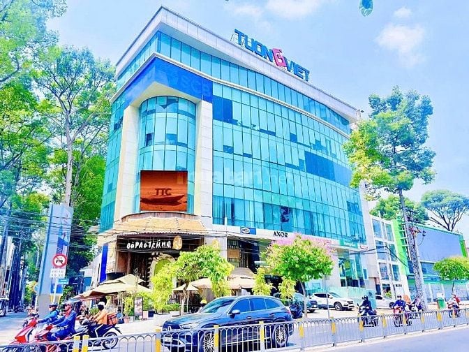 CHO THUÊ MB GÓC 2MT – 10B SƯƠNG NGUYỆT ÁNH & CMT8,