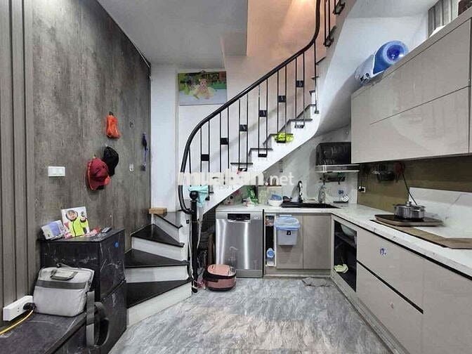 PHỐ VỌNG 20M2 5 TẦNG 3 NGỦ SẴN Ở - VỊ TRÍ GẦN ÔTÔ MẶT NGÕ THÔNG