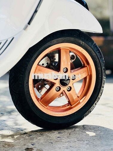 Piaggio Vespa LX 125CC 2012 Trắng