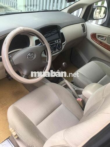 Toyota Innova 2007 G - 160000 km