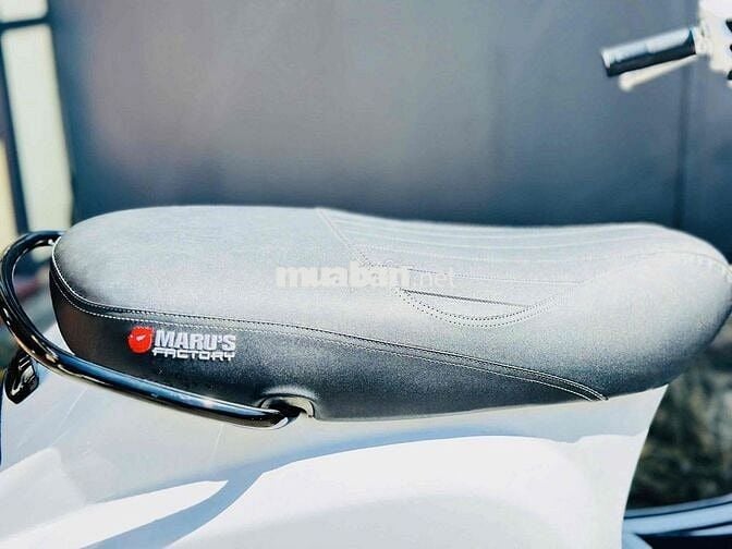 Piaggio Vespa LX 125CC 2012 Trắng