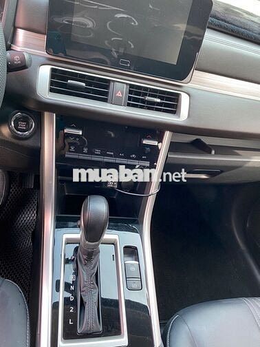Mitsubishi Xpander Premium 2025 19542 km -mới tinh