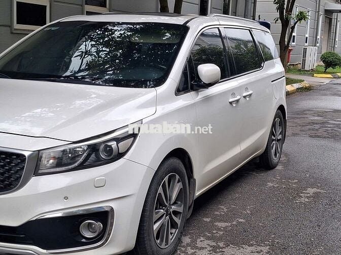 Kia Sedona 2017 - 667562 km