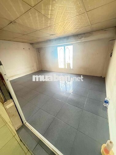 🏡 Nhà cho thuê khu c hẻm xe hơi 🚘🚘  👉Gần nhà thời Nam Hải  📐Dt 4x8 1 l