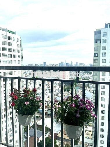 Cho thuê căn hộ cao cấp Central Premium 854 Tạ Quang Bửu, Q8.