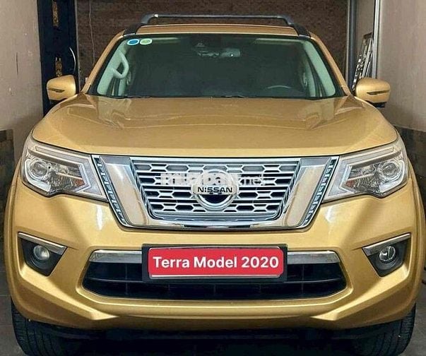 Nissan X Terra 2019 2.5L 4x4 7AT - 43000 km