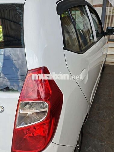 HUYNDAI I10 2013 1.1 MT - 165000 km