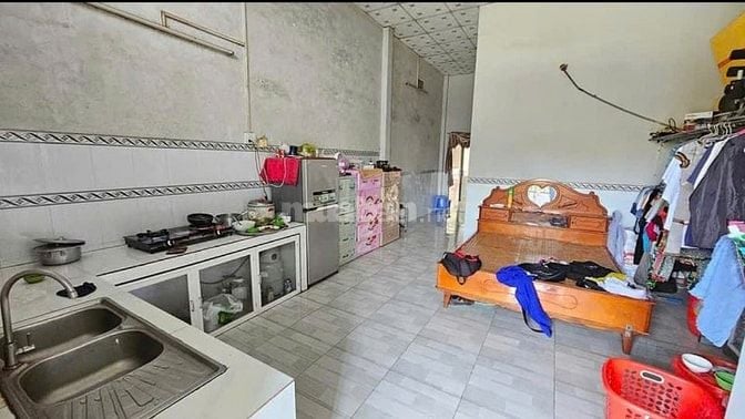 Cô Ánh bán căn nhà cấp 4 mặt tiền kinh doanh Bình Chánh. GIÁ: 970tr