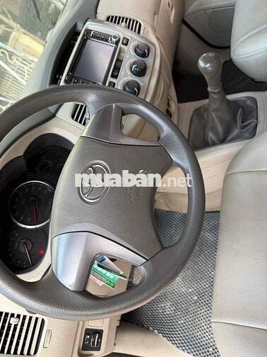 Toyota Innova 2015 2.0E - 1 km