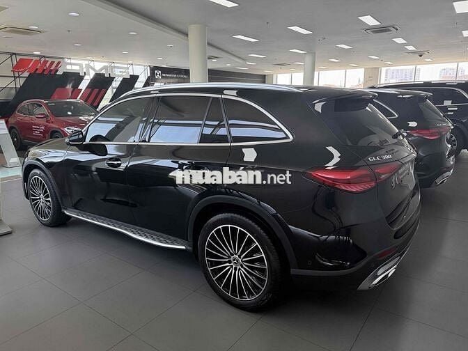 Mercedes GLC 300 Siêu lướt chính hãng còn bảo hanh