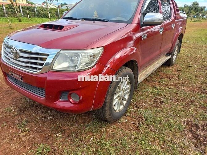 Toyota Hilux 2013 3.0G 4x4 MT - 280000 km