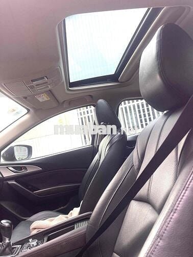 Mazda 3 2018 Sport Premium 63000 km