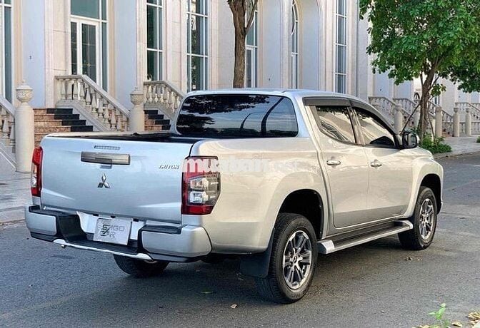 Em cần bán Mitsubishi Triton 2021 AT ạ