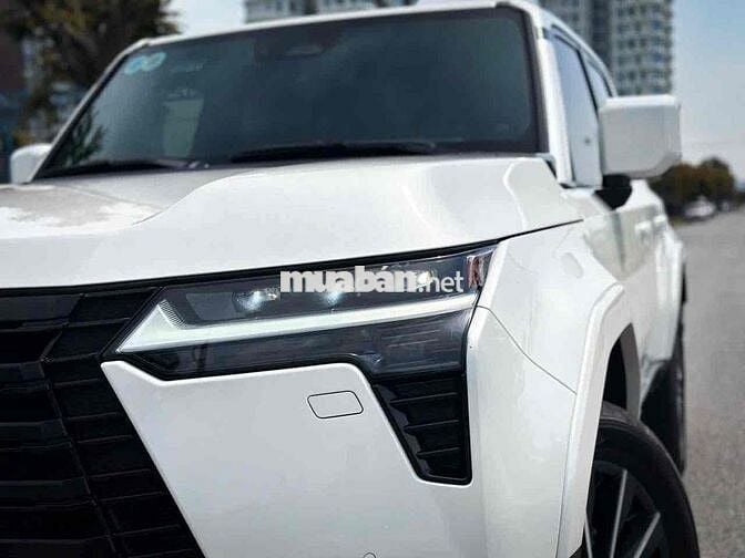 Lexus GX 2024 GX 550 - 10000 km