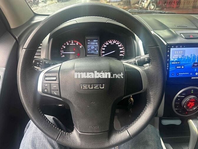 ISUZU DMAX LS 2.5 AT 4x4 SX 2016 NHẬP KHẨU