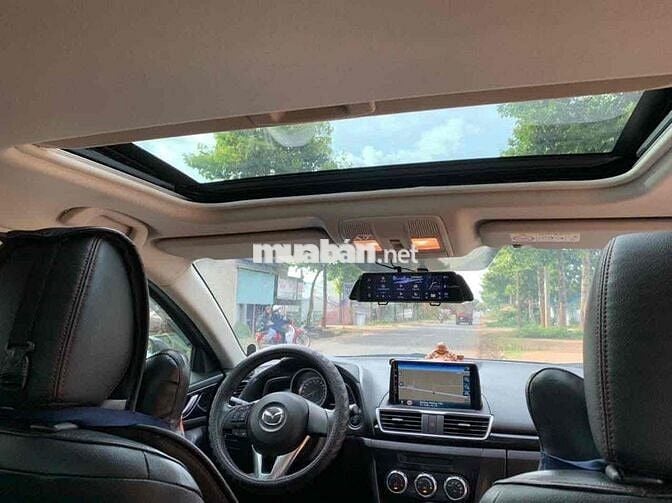 Mazda 3 2016 1.5 AT Sedan - 120 km