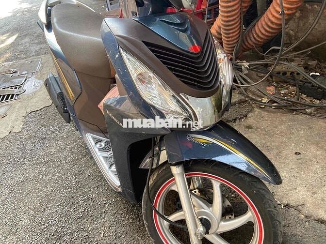 xe vision chính chủ biển 29D mầu xanh đá