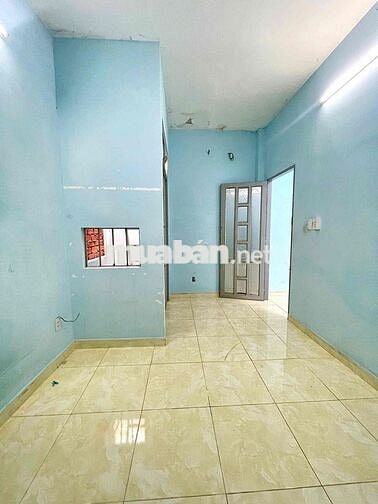 bán nhà bùi đình tuý ngang 4,5x10 6ty6 thương lượng