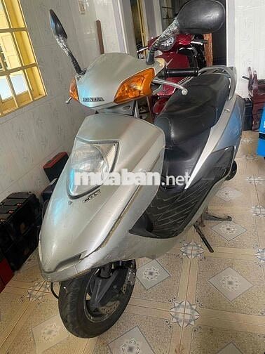 xe vẫn hoạt động. ình thường không lỗi