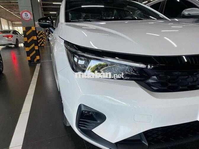 Honda City RS Trắng sẵn giao ngay giá tốt