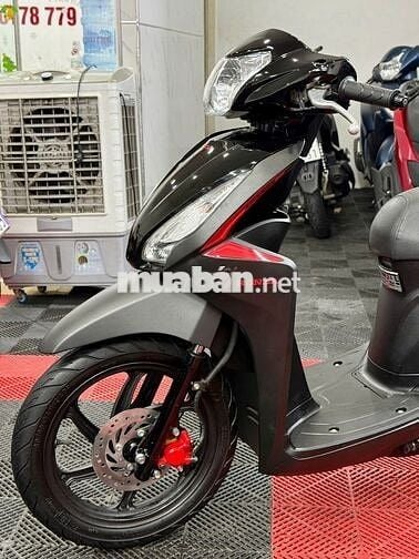 💥Honda Vision 2018 bản Đen nhám- Đỏ BSTP 9 chủ ký