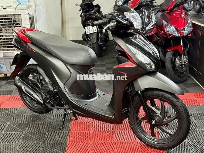 💥Honda Vision 2018 bản Đen nhám- Đỏ BSTP 9 chủ ký