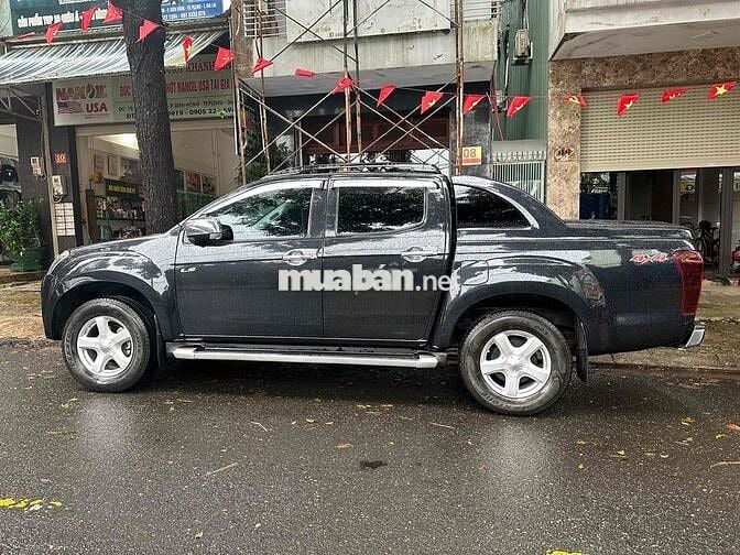 ISUZU DMAX LS 2.5 AT 4x4 SX 2016 NHẬP KHẨU