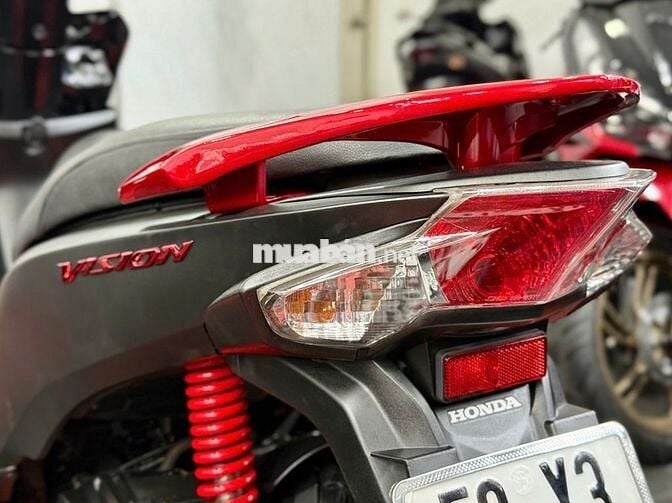 💥Honda Vision 2018 bản Đen nhám- Đỏ BSTP 9 chủ ký