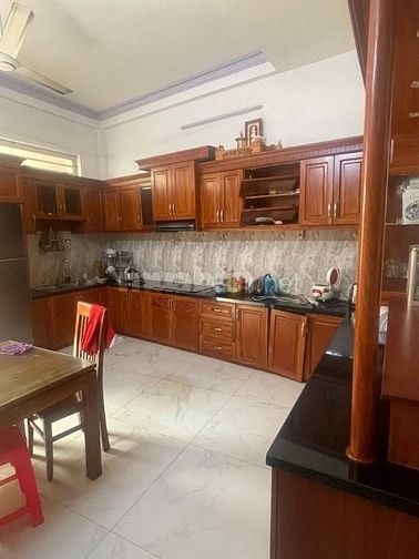 NHÀ XÂY 4 TẦNG - MẶT TIỀN ĐƯỜNG SỐ 28 GẦN CHỢ TÂN LẬP.