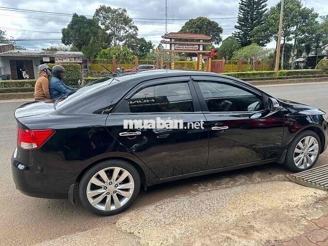 Kia Cerato 2009 1.6 MT - 132000 km