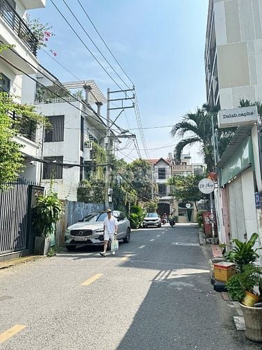 NHÀ XÂY 4 TẦNG - MẶT TIỀN ĐƯỜNG SỐ 28 GẦN CHỢ TÂN LẬP.