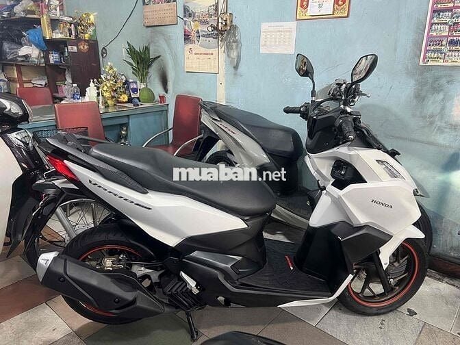 mới vario (trắng nhám) đặc biệt xe mới tin nhe ac