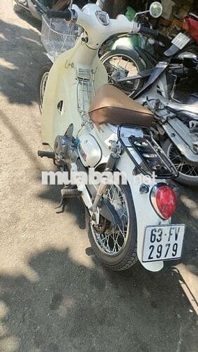 Nhà có chiếc xe cub 50cc cần bán giấy tờ đầy đủ