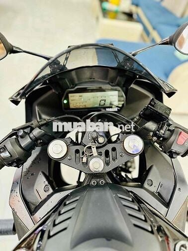 Yamaha R15 - Siêu lướt
