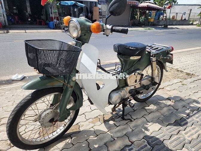 Honda Cub 50cc đi học đẹp máy êm bstp cavet đủ🩵