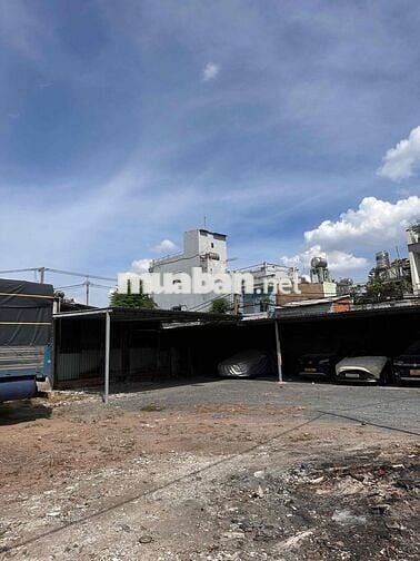 Bãi xe CAO HÙNG 68 trông giữ xe 24/7 và cho thuê KHO