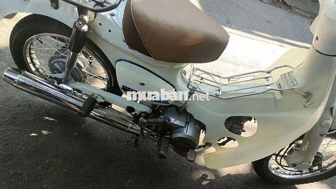 Nhà có chiếc xe cub 50cc cần bán giấy tờ đầy đủ