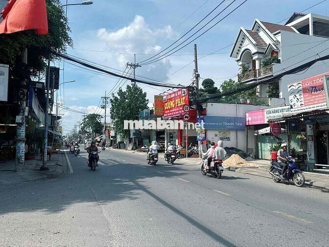 Bãi xe CAO HÙNG 68 trông giữ xe 24/7 và cho thuê KHO