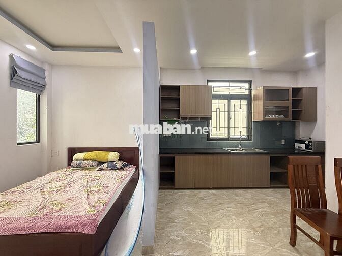 CHO THUÊ TOÀ CĂN HỘ 5 PHÒNG VÀ 1 MẶT BẰNG TRỐNG ĐƯỜNG LÊ HỒNG PHONG