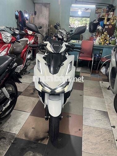 mới vario (trắng nhám) đặc biệt xe mới tin nhe ac