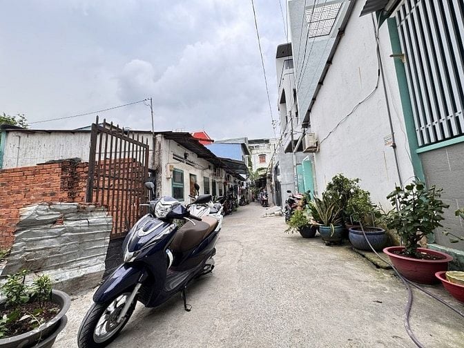 GẤP GẤP - ĐẤT ĐẸP KHU LOTTE MART NVL GÒ VẤP - 49M2 - CHỈ 4.XX TỶ - HXH