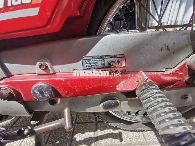 Xe Dream đỏ đăng ký năm 1997