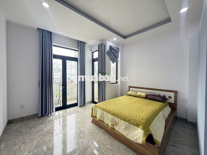 CHO THUÊ TOÀ CĂN HỘ 5 PHÒNG VÀ 1 MẶT BẰNG TRỐNG ĐƯỜNG LÊ HỒNG PHONG