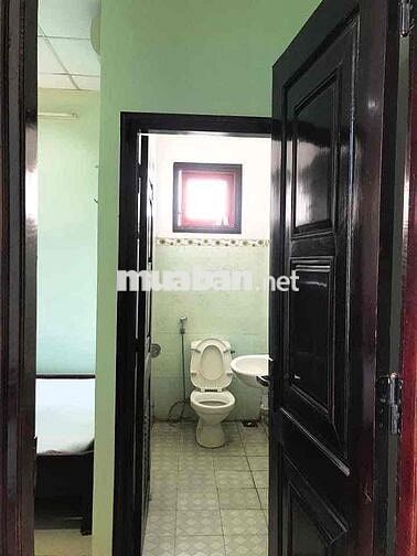 CHO THUÊ PHÒNG TRỌ ĐƯỜNG NGÔ QUYỀN - BMT